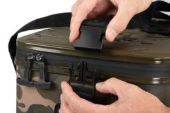 Fox Aquos Camolite Coolbag 30L -Sportvisserserdenhaag Winkel cev025 aquos camolite coolbag 20l strap buckle detail