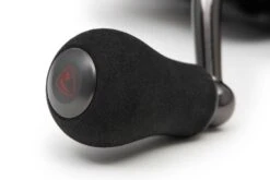 Fox Rage Warrior 3500 Reel -Sportvisserserdenhaag Winkel warrior reels 3500 handle detail 2